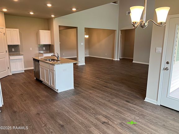 5th image of 514 Fontaine Ct