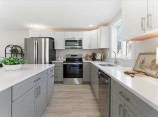 670 Wiscasset Road, Boothbay, ME 04537