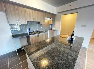 6 Spice Way #107, Barrie, ON L9J 0J9