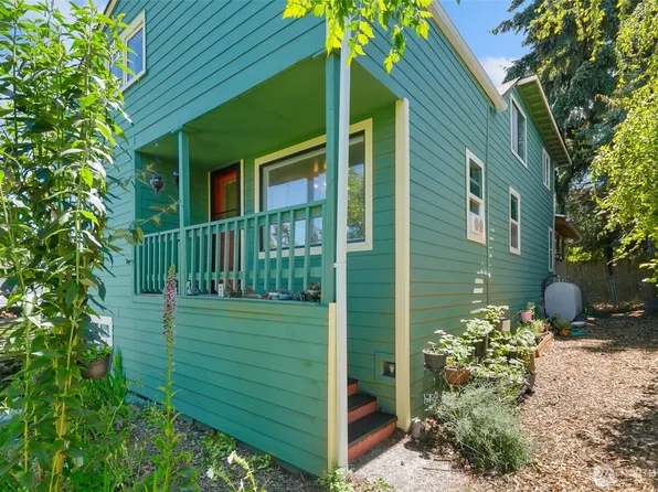 1235 S 101st Street, Seattle, WA 98168