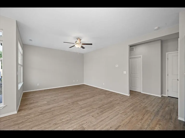18315 E Desmet Ave — Photo 21