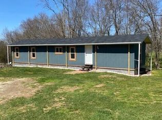36 Shelton Ct, Coalmont, TN 37313
