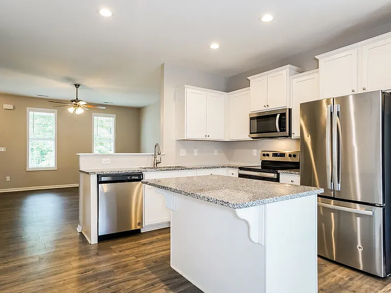 52 Rosemary St — Photo 8