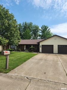 409 Evergreen Dr, Macomb, IL, 61455