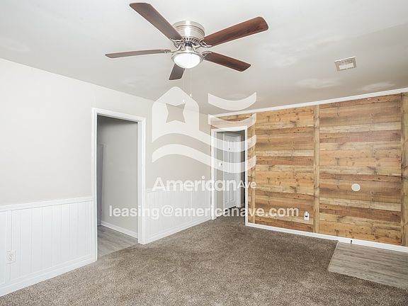 139153_003_living_room_4.jpg