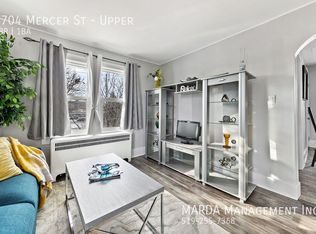 1704 Mercer St, Windsor, ON N8X 3P7