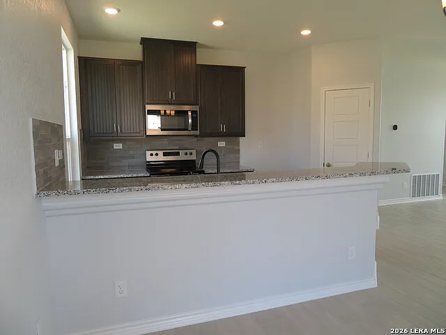 352 Blacktail Dr — Photo 10