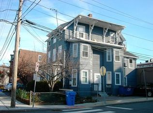 272 Sidney St #3, Cambridge, MA 02139
