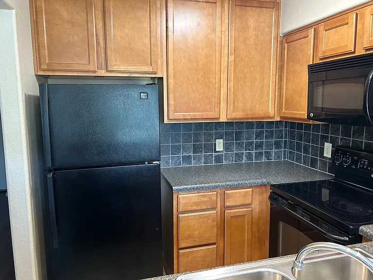 2700 Kimberlea Dr — Photo 26