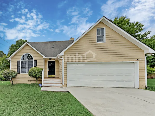 1300 Summit Point Ln, Snellville, GA 30078