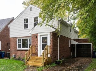 17 University Ct, Amherst, NY 14226