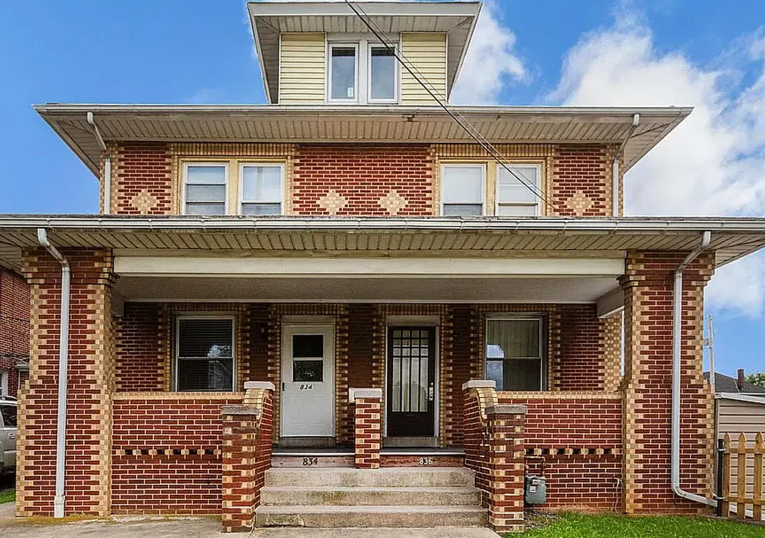 834 West Main Street — Photo 1