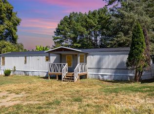 364 Paraham Rd S, York, SC 29745