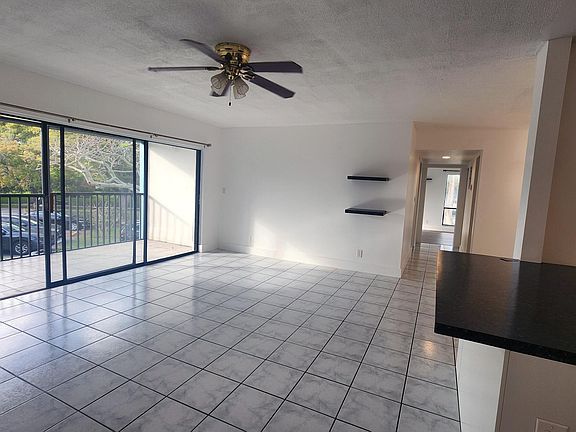 5th image of 517 Dotterel Rd APT 31C