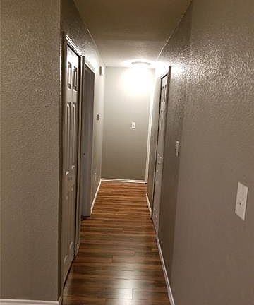 5th image of 3825 Plymouth Dr
