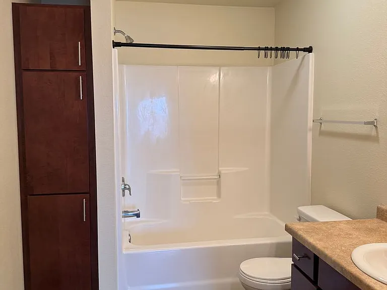 West Lake III Apartments — Photo 140