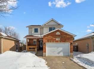 758 Victoria Ter, Centre Wellington, ON N1M 3L5