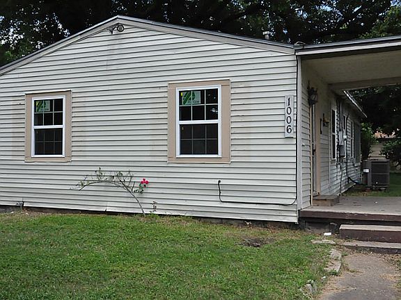 2nd image of 1006 13th St N