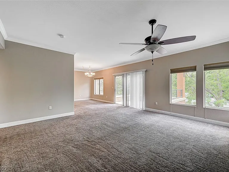 821 Titan Peak Pl — Photo 28