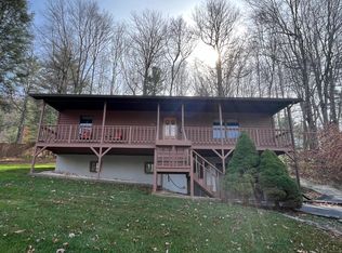702 Hemlock St, Mountain City, TN 37683