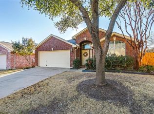 6709 Day Dr, Fort Worth, TX 76132