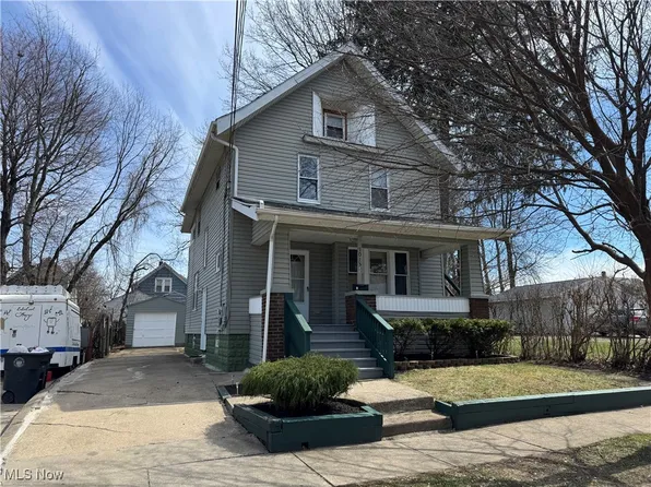 1013 Celina Ave, Akron, OH 44307