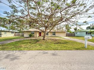 8856 Fordham St, Fort Myers, FL 33907
