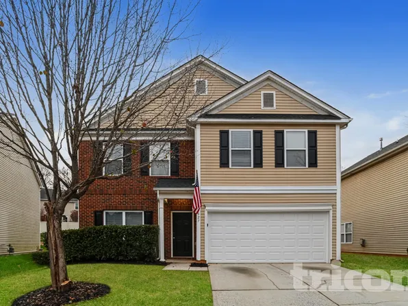 8627 Earthenware Dr, Charlotte, NC 28269