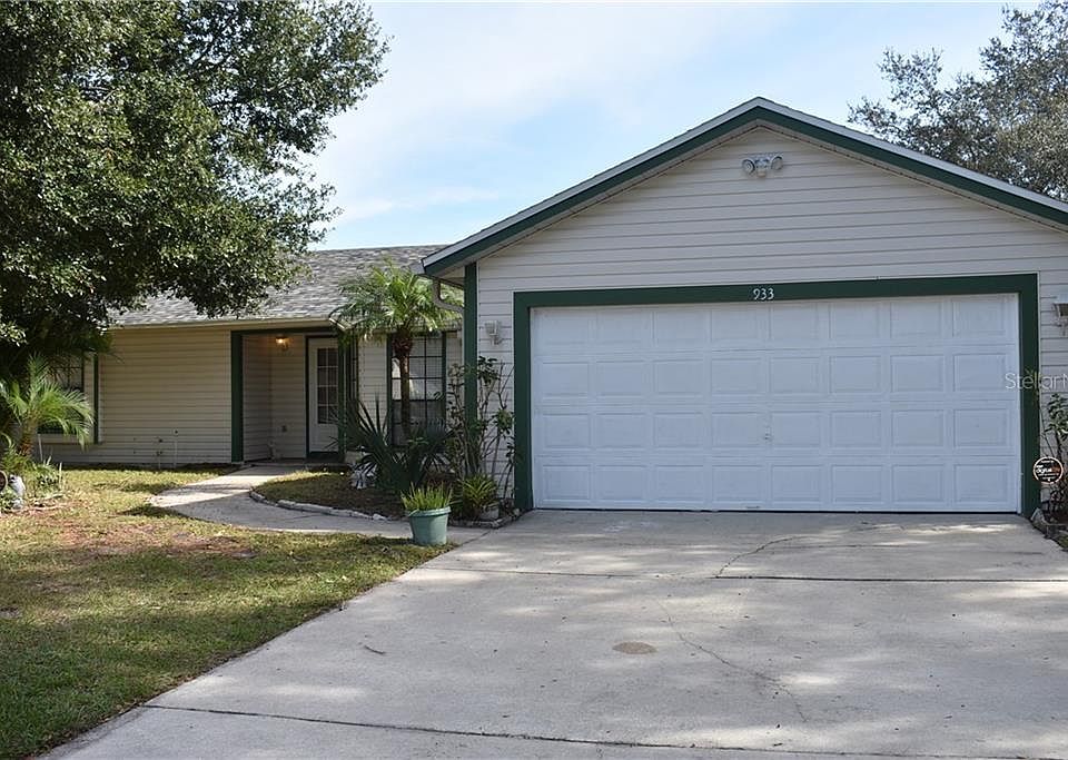 1st image of 933 Drepsen Hook Dr