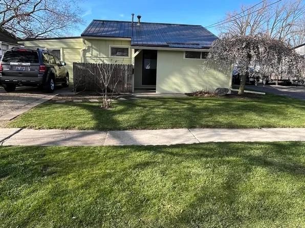 928 Oak Grove Ave, Marion, OH 43302