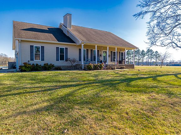 2nd image of 182 Old Camargo Rd