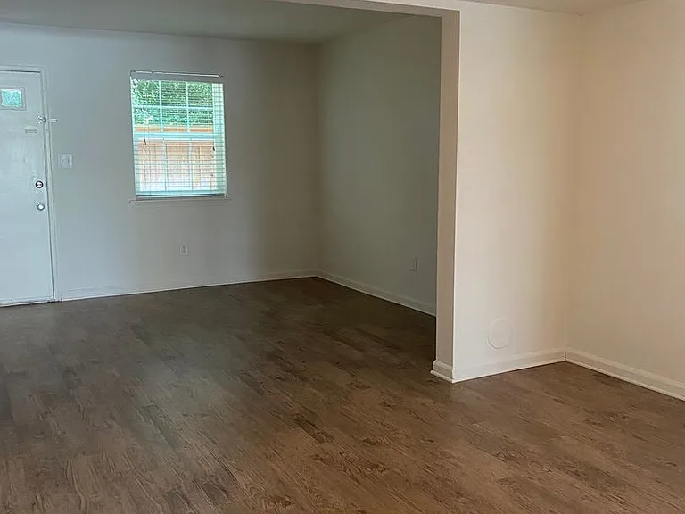 Eastwind Apartments — Photo 56