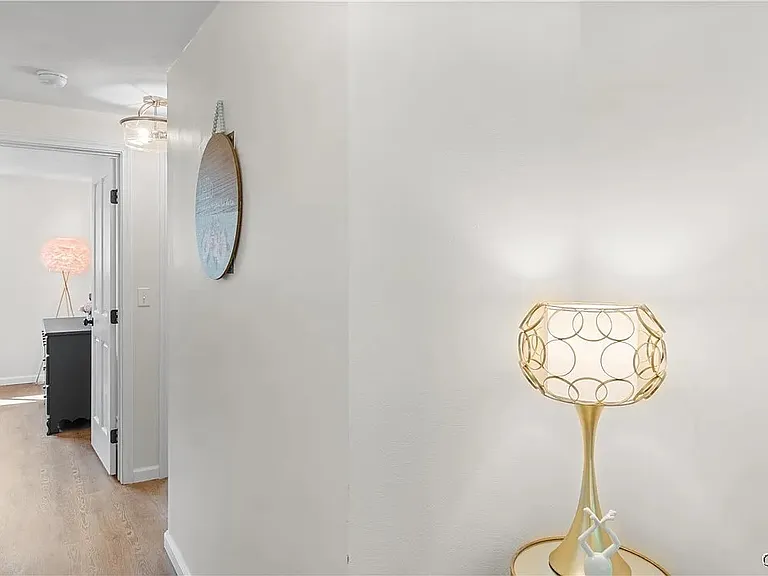 660 Warren St #4 — Photo 7