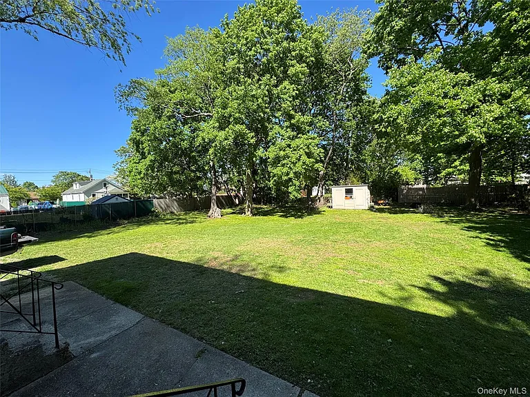 408A 7th St #B — Photo 17