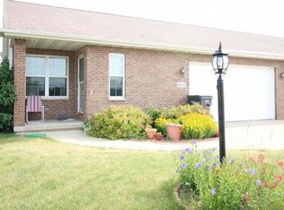 N9510 Cathy Ct, Appleton, WI 54915