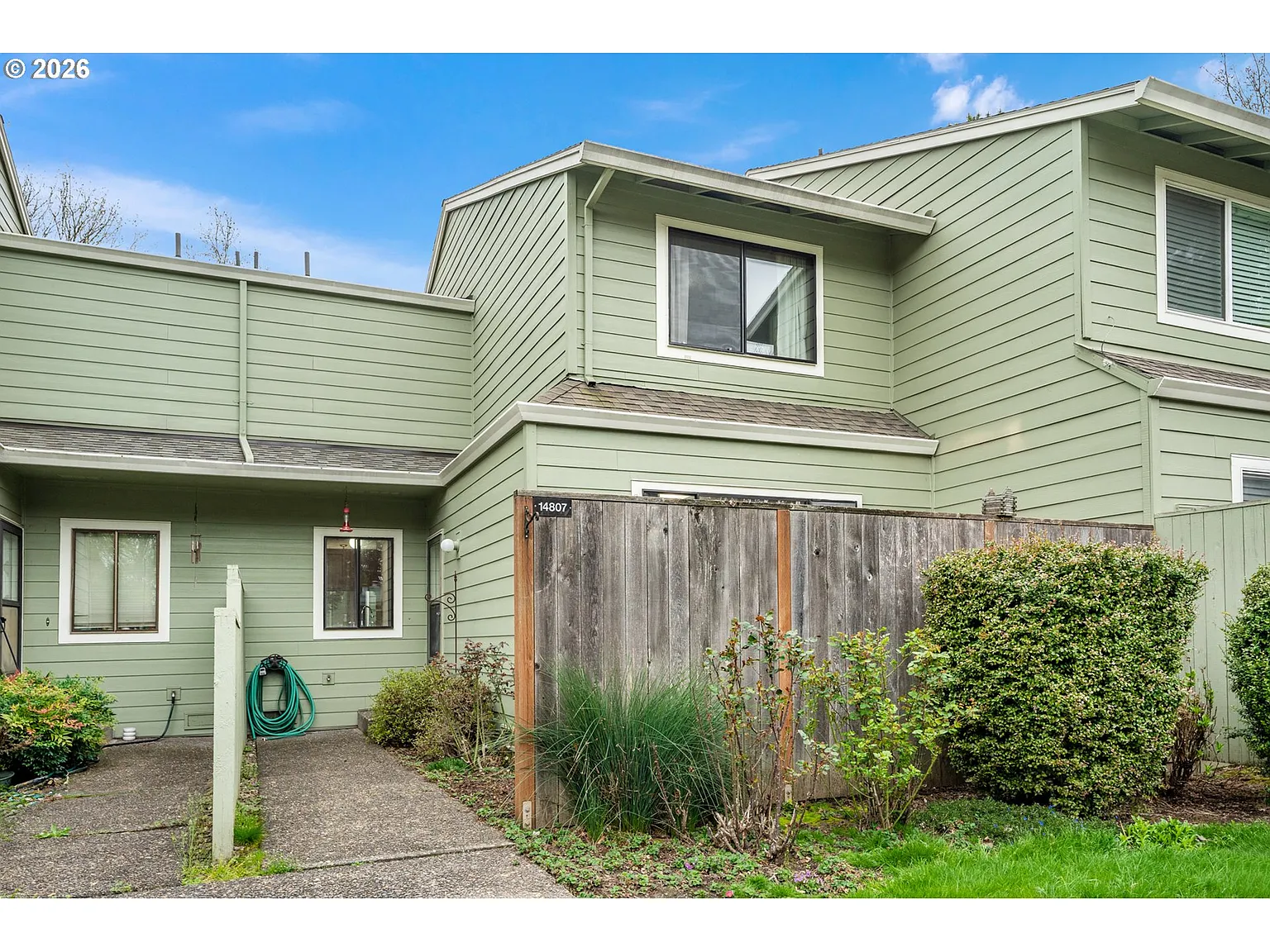 14807 SW 106th Ave photo 1