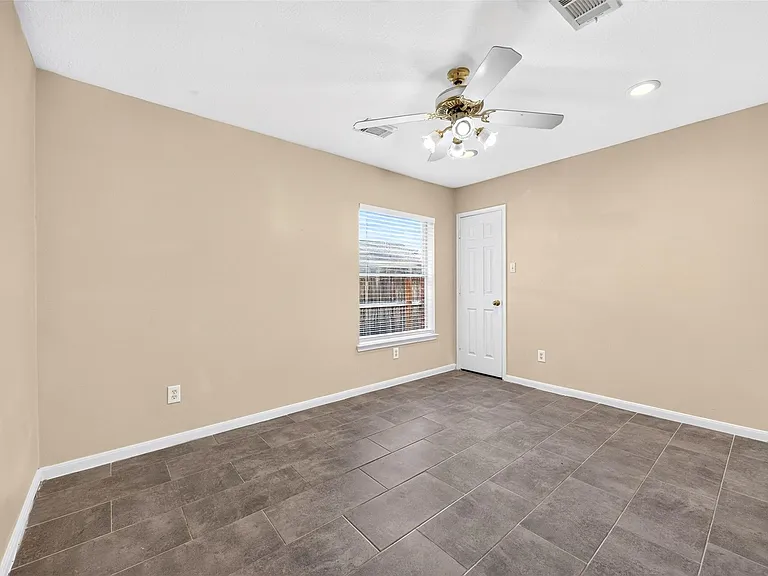 5814 Eldridge Glen Dr — Photo 29