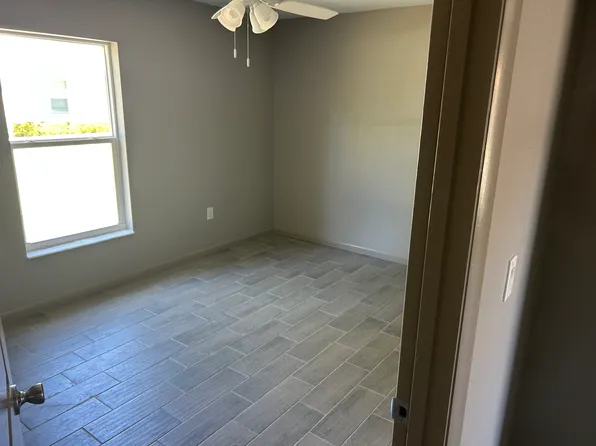 8112 29th St E, Ellenton, FL 34222
