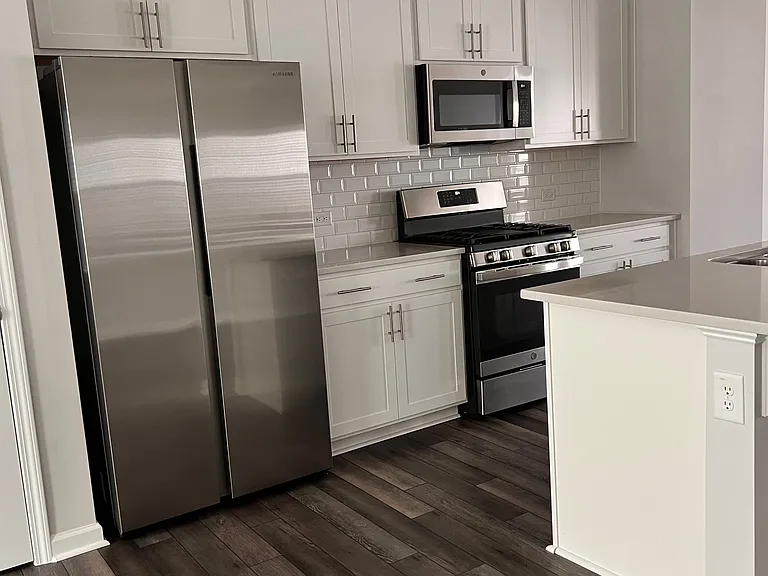 1823 Starlit Sky Ln — Photo 4