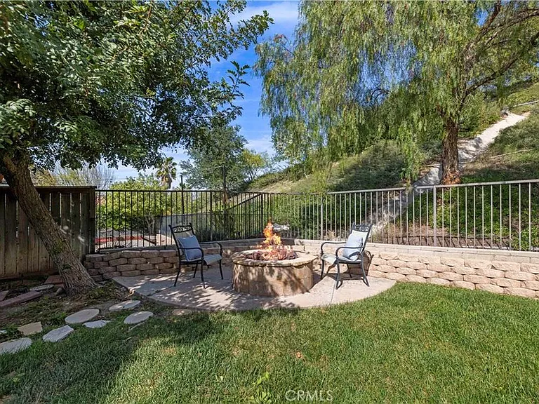 20334 Colina Dr — Photo 27