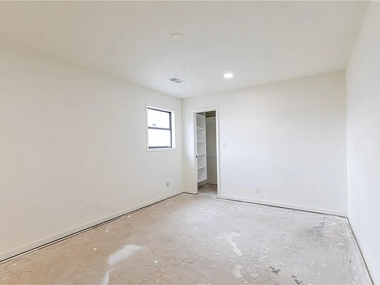1601 Walker St SE #B — Photo 16