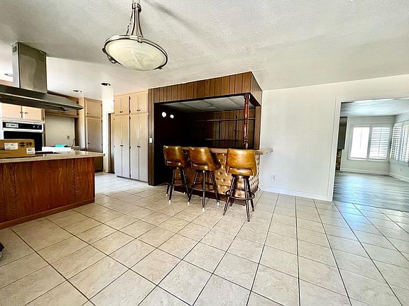 5th image of 8321 Marion Cir