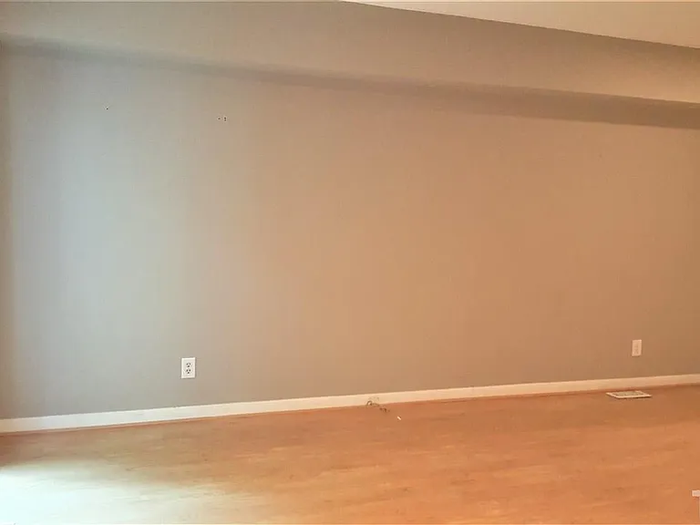 112 Beechwood Dr — Photo 8