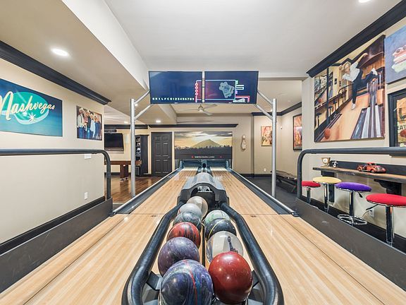 4th image of 4330 N Chapel Rd