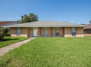 8618 Dover St, Houston, TX 77061