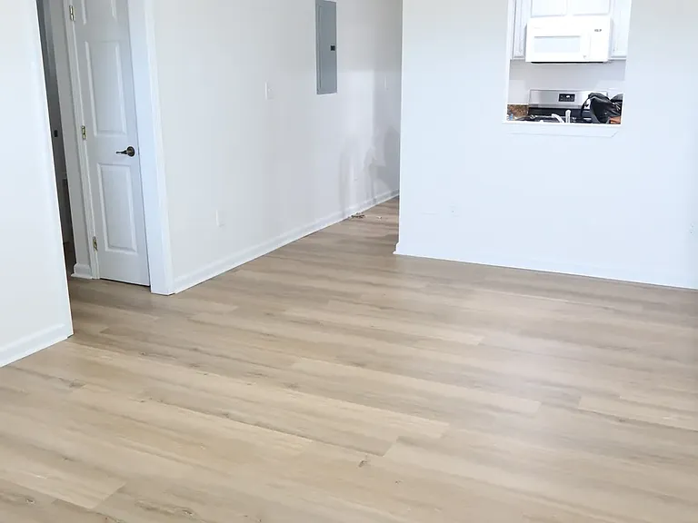2525 Riverland Dr #201 — Photo 3