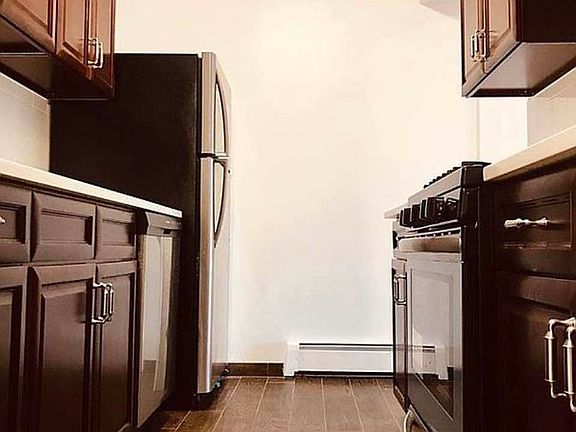 3rd image of 3403 Riverdale Ave #2