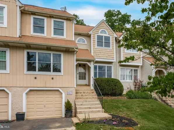 8827 Duveen Dr, Wyndmoor, PA 19038