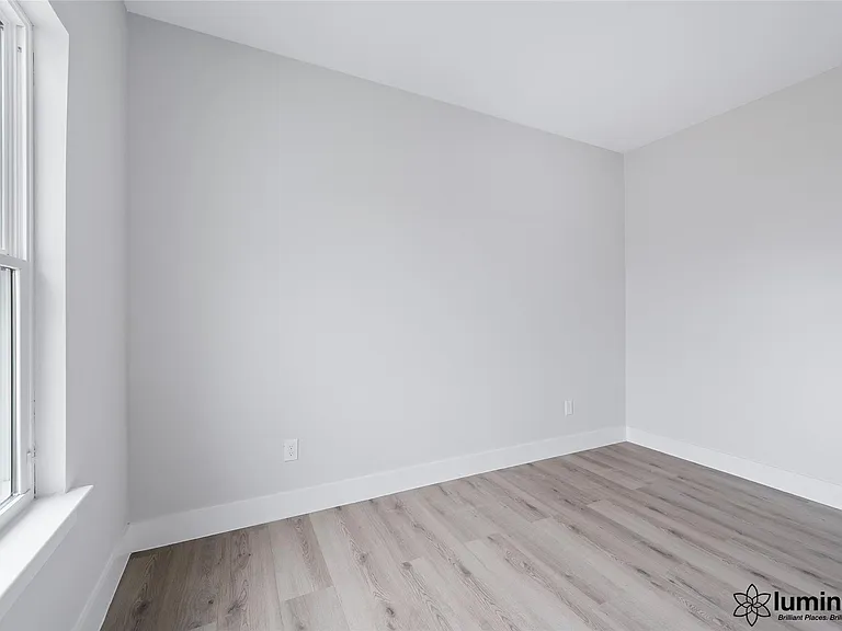 6702 Metro Blvd #3 — Photo 2