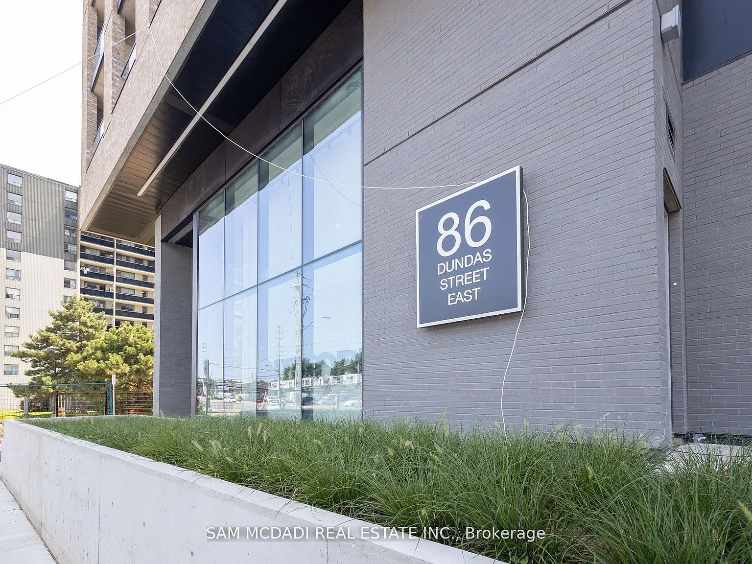 3 bed, $2,800 — Photo 2